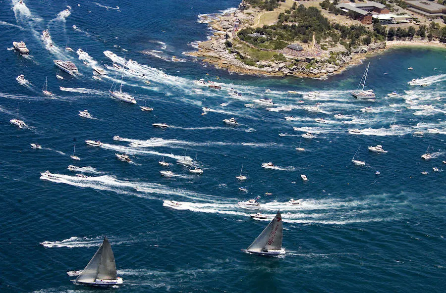 Comienzo de la carrera de yates de Sydney a Hobart el 26 de diciembre de 2005.