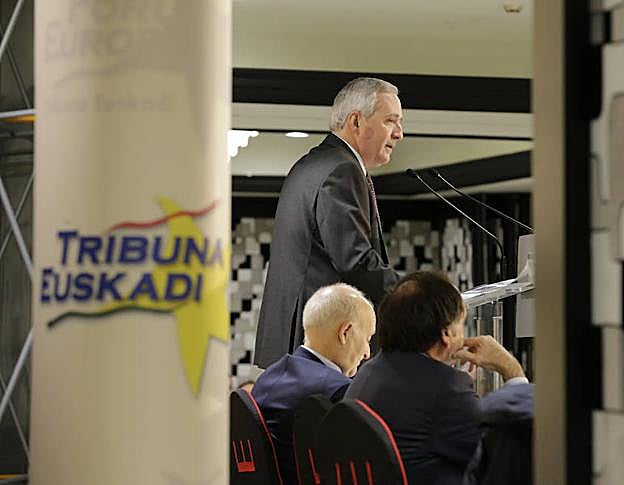 El presidente de Corporación Mondragón, Iñigo Ucín, durante la conferencia.