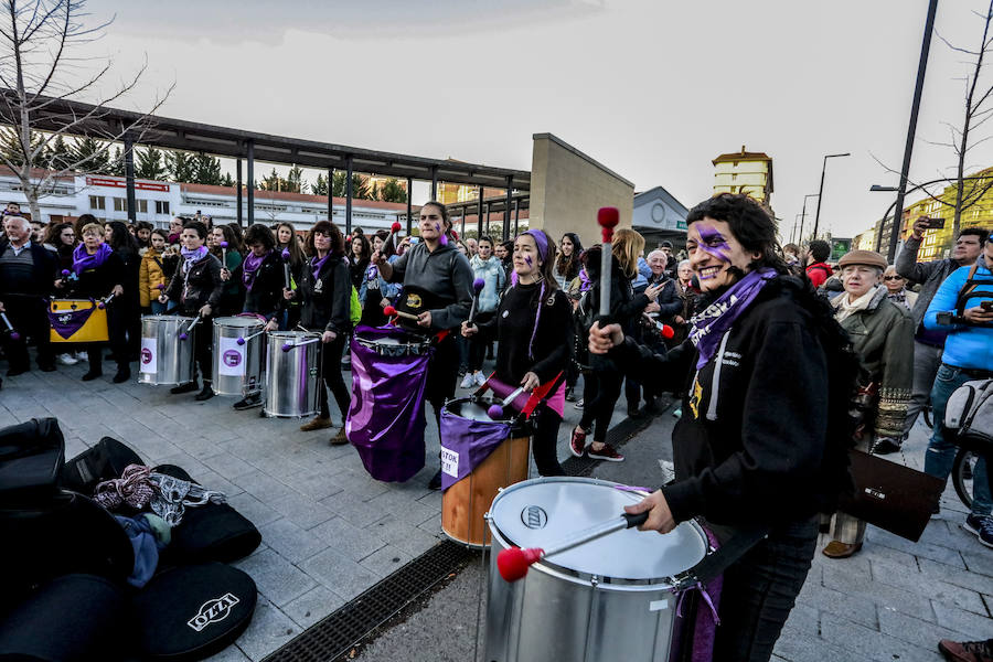 Fotos: Las fotos de la manifestación del 8-M de Vitoria