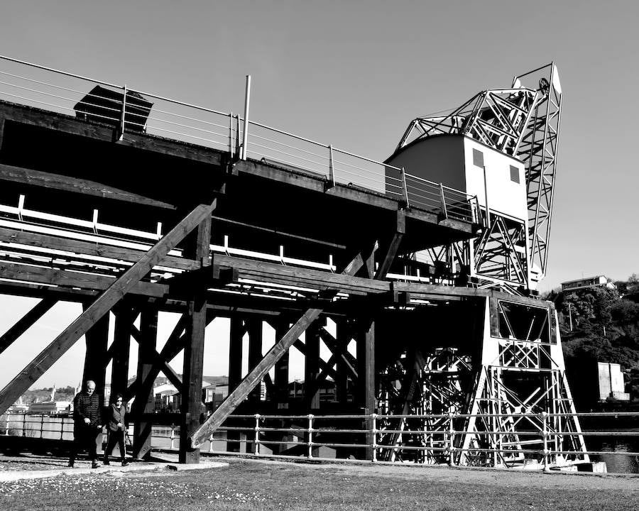 Finalista categoría 'La Ría y Barakaldo'. 'CARGADO DE RECUERDOS'. Autor: Cristina Aza Vera