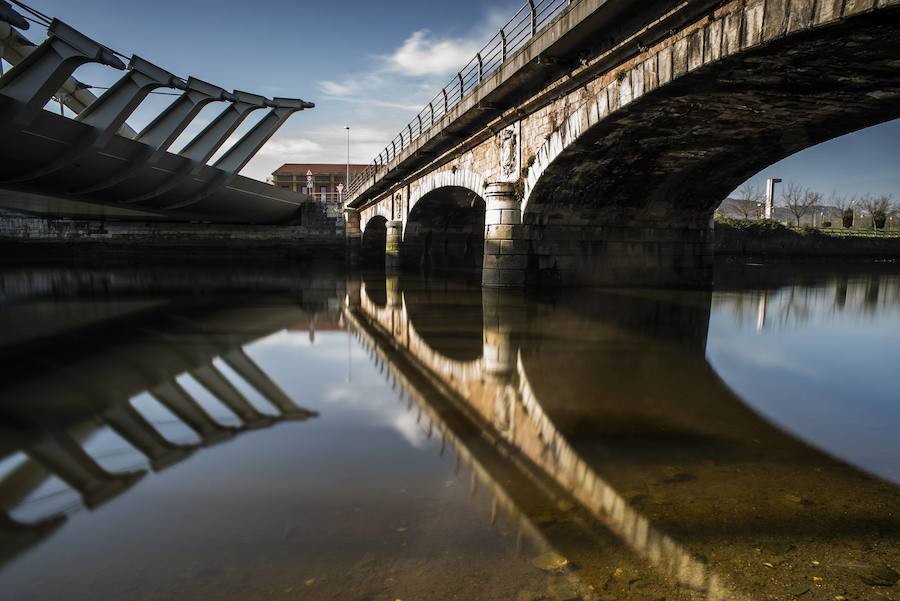 Finalista categoría 'La Ría y Barakaldo'. 'REFLEJOS RIBEREÑOS'. Autor: JON GOMEZ VEGA