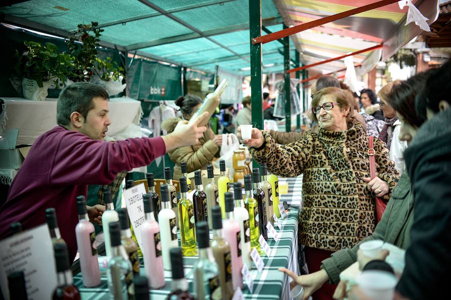 Concurso de perros, agricultura ecológica y talos en la tradicional cita de la localidad de la Margen Izquierda