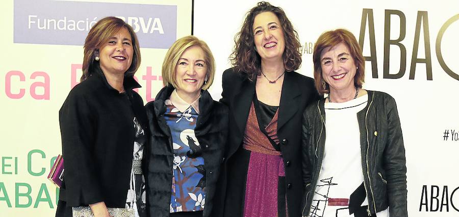 María Luisa Molina, Marian Mata, Lorea Bilbao y Cristina Uriarte. 