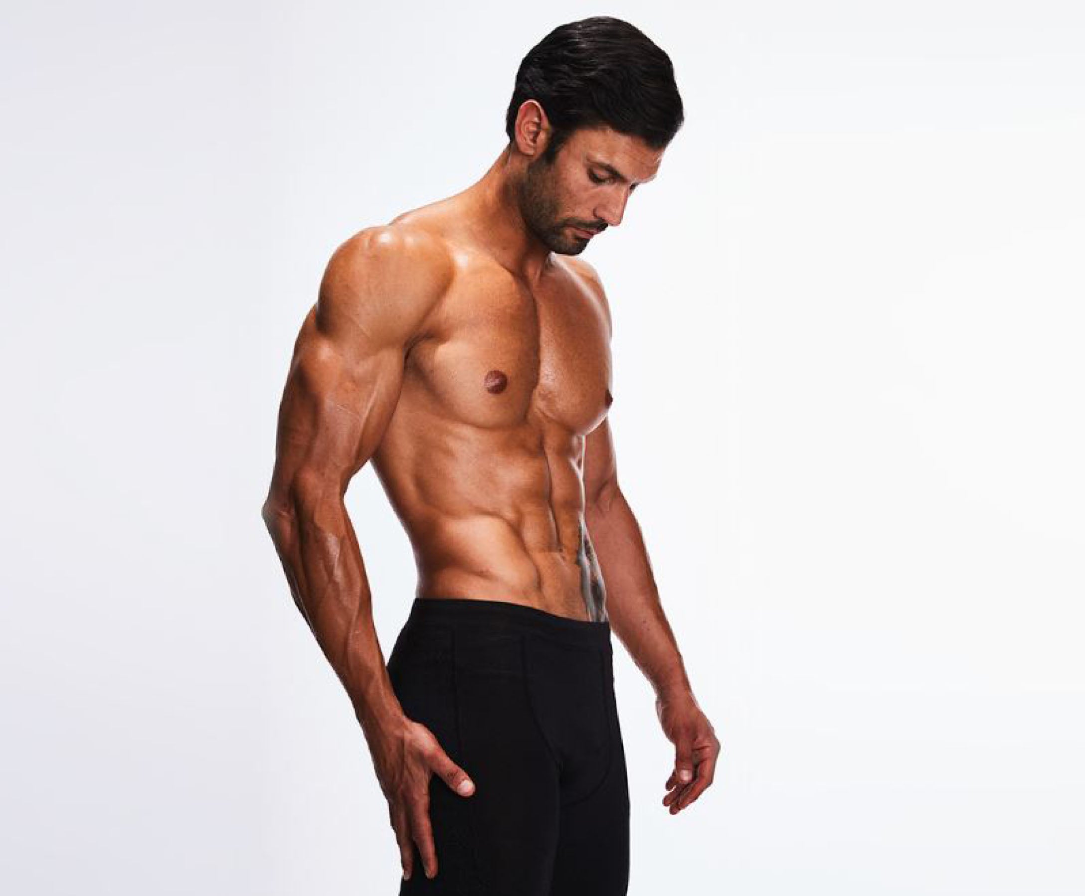 El cántabro reconoce que es fiel a un «estilo cómodo» para jugar con sus tres hijos, que le apoyan en su inmersión en la moda