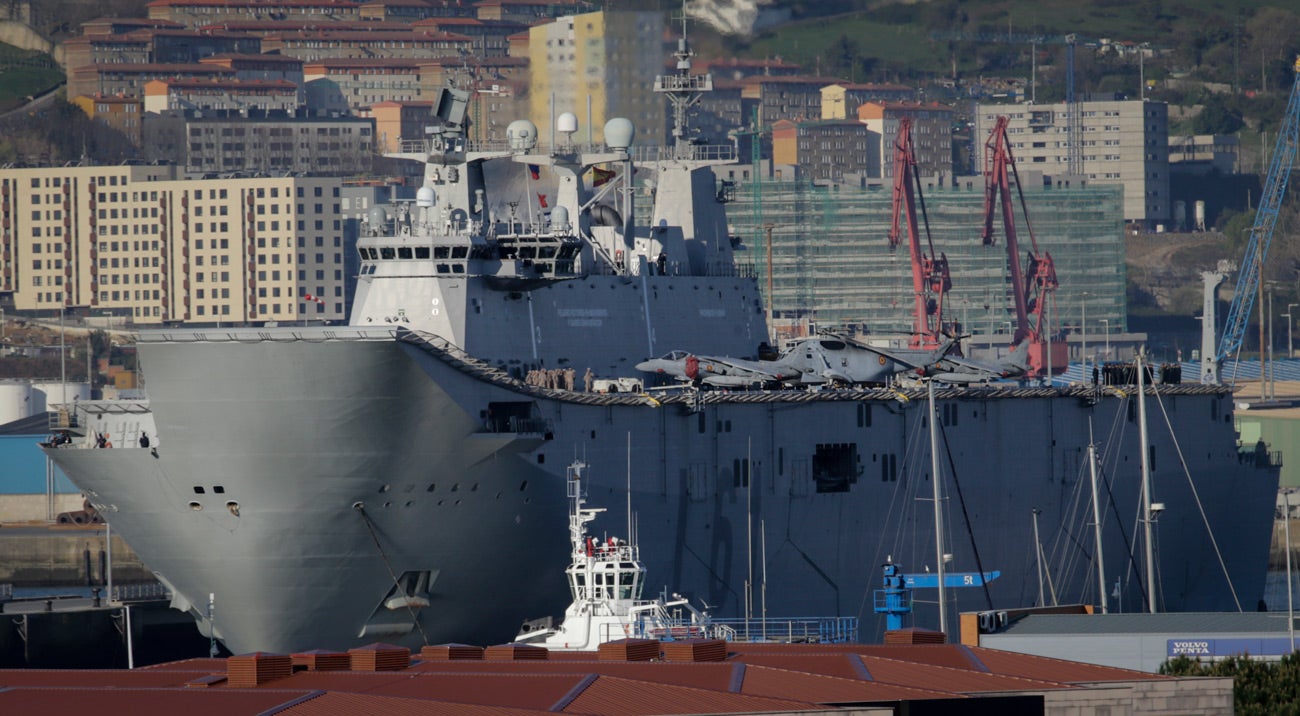 El buque insignia de la Armada española permanecerá atracado hasta el domingo para poder ser visitado