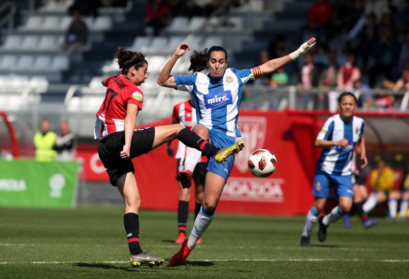 Fotos: Las rojiblancas caen por sorpresa en su estadio ante el conjunto perico