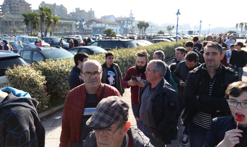 El barco mantendrá sus puertas abiertas para los curiosos hasta las 13:00 horas. 