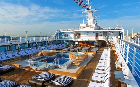 Fotos: Así es por dentro el crucero de lujo que dará la vuelta al mundo y parará en Getxo