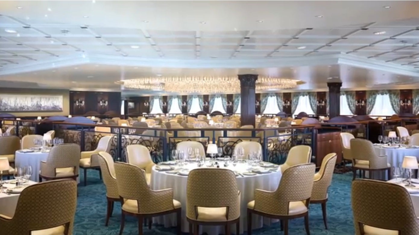 Fotos: Así es por dentro el crucero de lujo que dará la vuelta al mundo y parará en Getxo