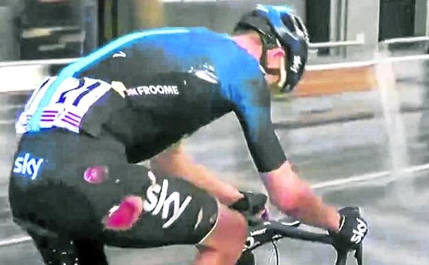 Froome, con las heridas después de su caída.