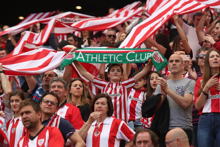 La hinchada rojiblanca ha acudido al choque contra Levante