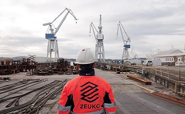 Zeuko, especialista en sistemas de elevación, nació para mantener las grúas de industris, puertos y astilleros.