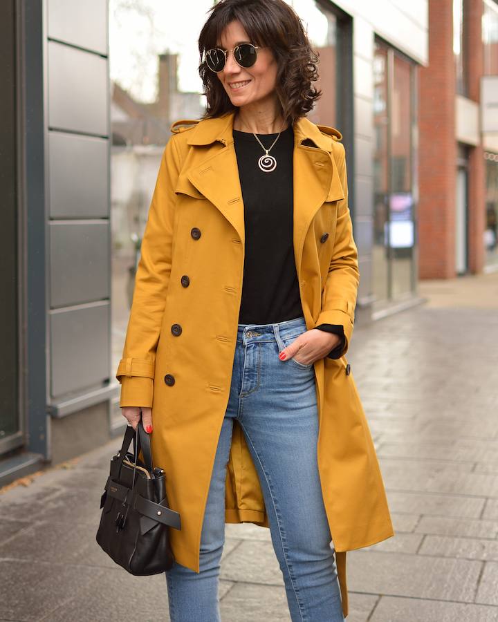 Esta getxotarra ha hecho de su cuenta de Instagram un espejo del estilo vizcaíno en el que se miran cada vez más mujeres de Reino Unido