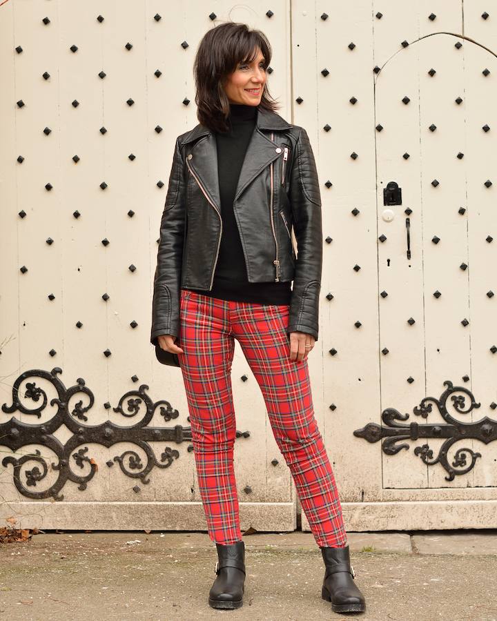 Esta getxotarra ha hecho de su cuenta de Instagram un espejo del estilo vizcaíno en el que se miran cada vez más mujeres de Reino Unido