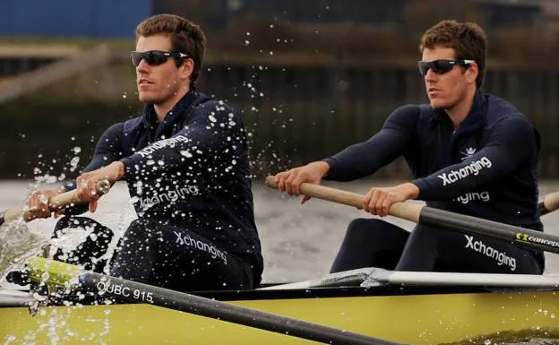 Imagen de un entrenamiento de la Oxford-Cambridge. 