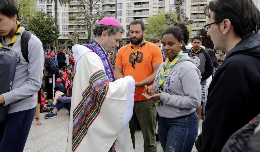 Fotos: Las imágenes de la fiesta de los scauts en Santurtzi