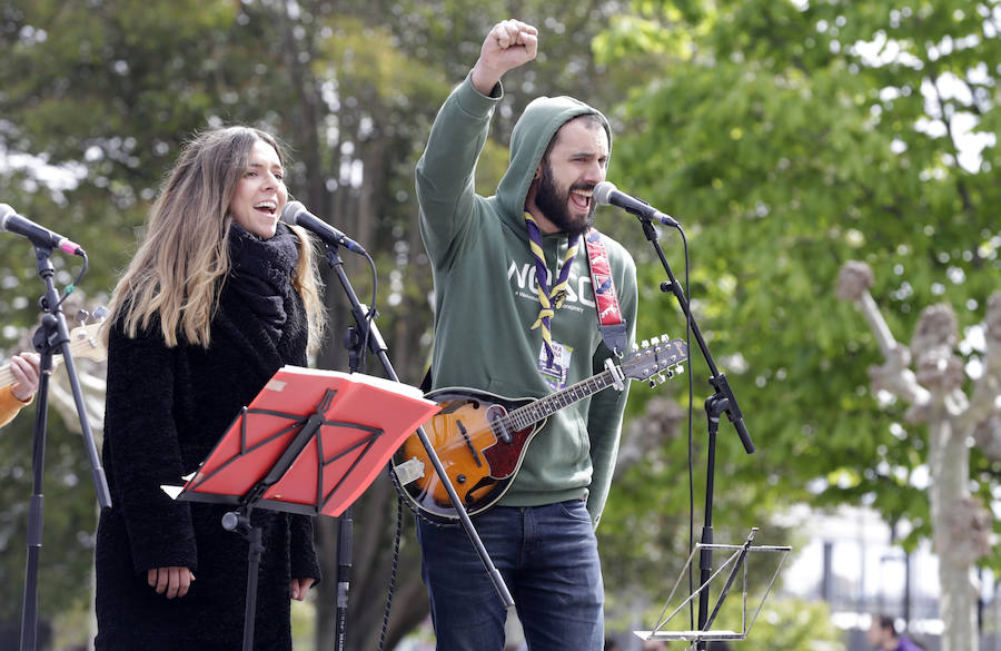 Fotos: Las imágenes de la fiesta de los scauts en Santurtzi
