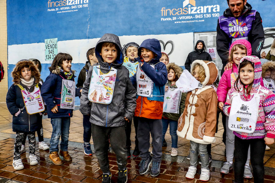 Fotos: La Korrika Txiki llega a Vitoria