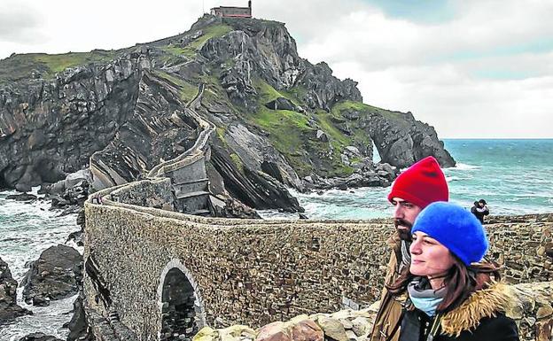 Gaztelugatxe recibió 41.000 visitantes la pasada Semana Santa. 