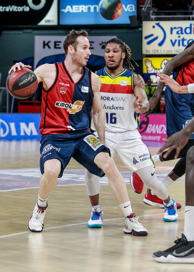 Fotos: Las mejores imágenes del Baskonia - Morabanc