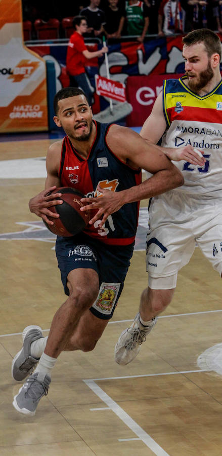 Fotos: Las mejores imágenes del Baskonia - Morabanc