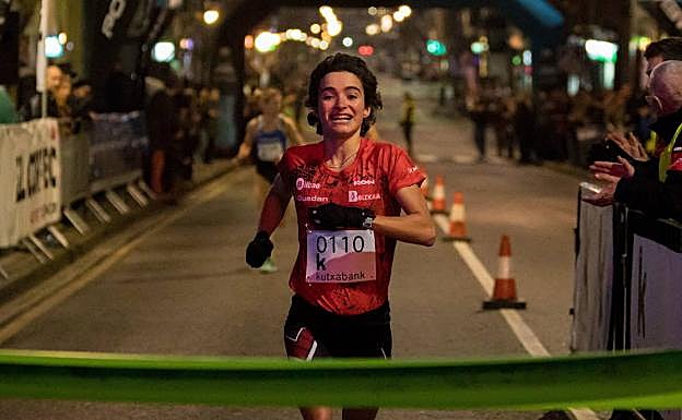 Imagen principal - Irene Loizate rompe barreras a pasos agigantados.