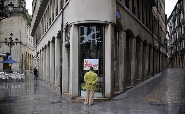 La Cámara de Bilbao vuelve a reclamar la apertura de los comercios para que los turistas «hagan gasto» en Semana Santa