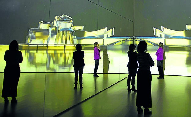 Vista de la sala Zero en el Guggenheim, una introducción al museo situada cerca de las taquillas realizada con tecnología punta.