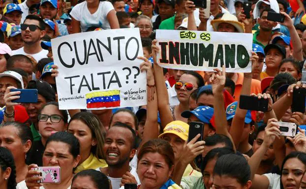 Seguidores de Juan Guaidó muestran su hartazgo por la crisis política, económica y social que sufre Venezuela.