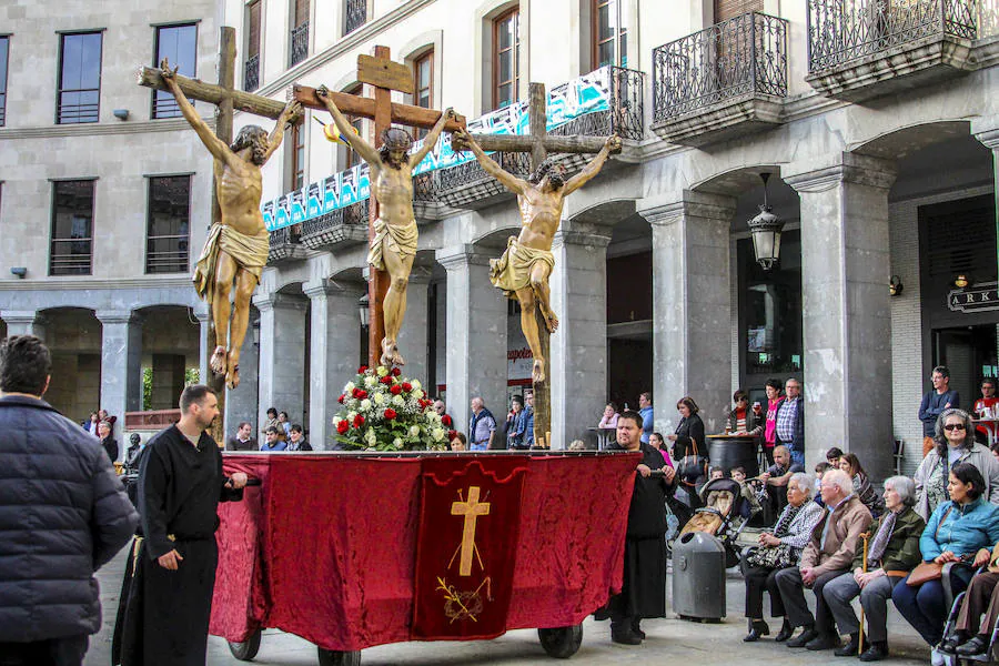 Fotos: Las procesiones de Llodio