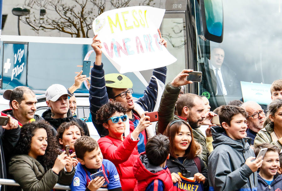 El equipo catalán ha llegado este martes a la capital alavesa para enfrentarse al Deportivo Alavés en una nueva jornada de LaLiga