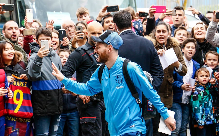 El equipo catalán ha llegado este martes a la capital alavesa para enfrentarse al Deportivo Alavés en una nueva jornada de LaLiga