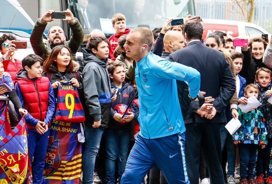 El equipo catalán ha llegado este martes a la capital alavesa para enfrentarse al Deportivo Alavés en una nueva jornada de LaLiga