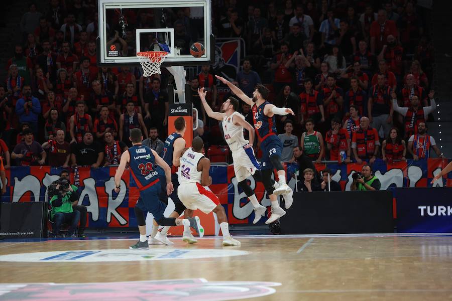 Fotos: Las mejores imágenes del Baskonia - CSKA de la Euroliga