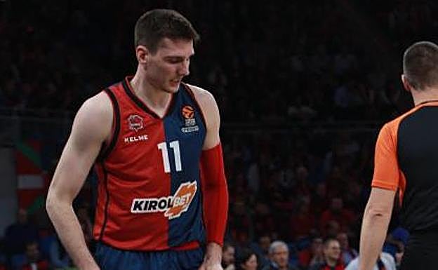 Janning se retira contra el CSKA