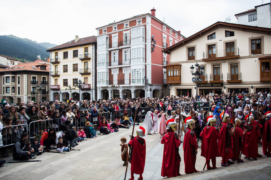 La asociación de la procesión de la Magdalena organiza el Vía Crucis infantil de Balmaseda