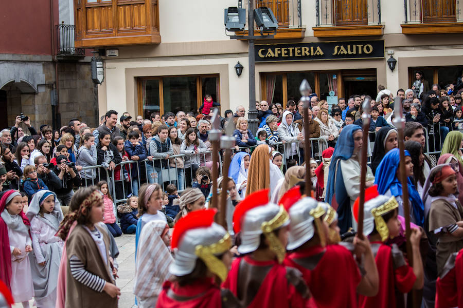 La asociación de la procesión de la Magdalena organiza el Vía Crucis infantil de Balmaseda