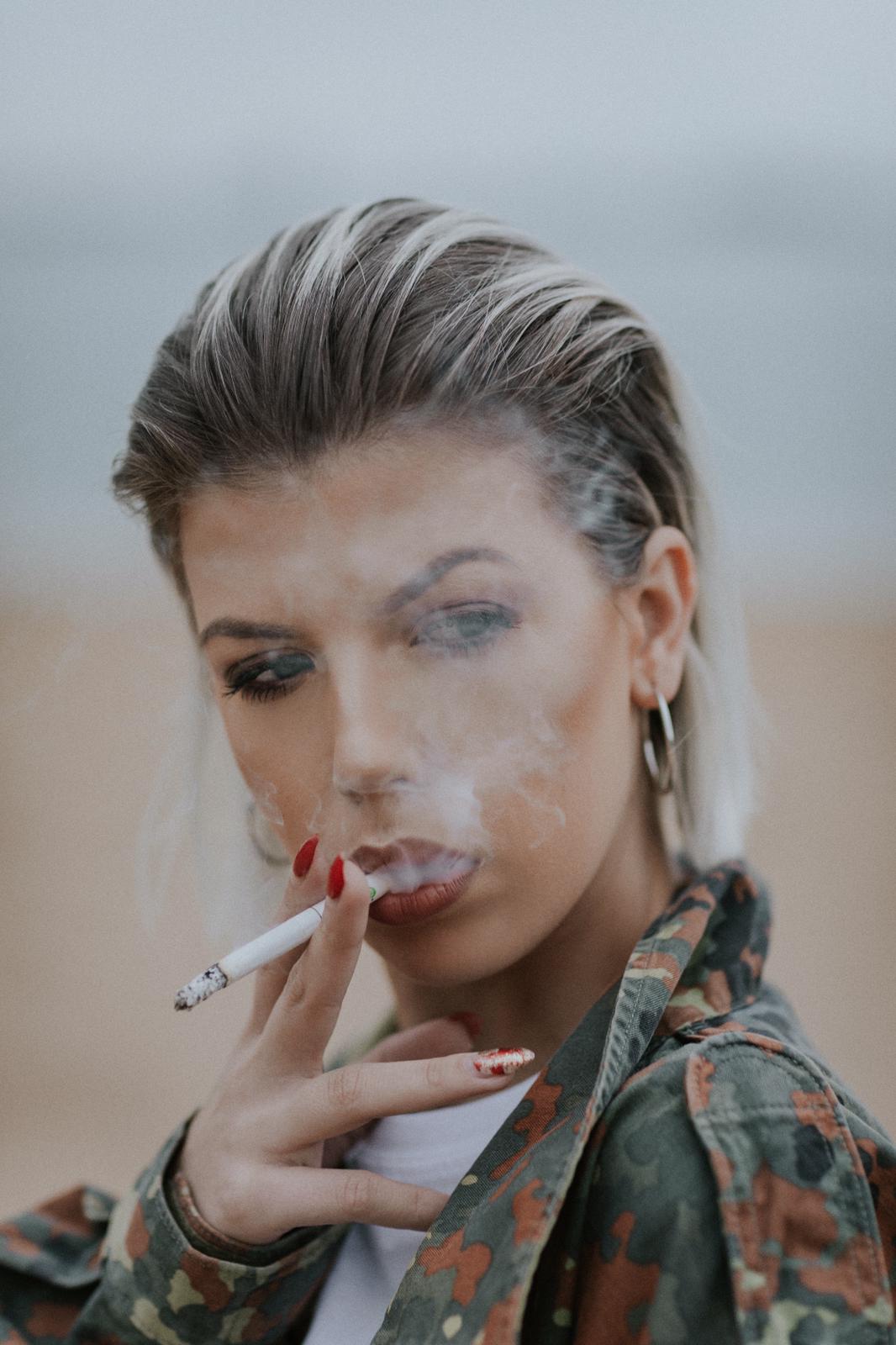 Con tan solo 24 años Bianka Szamosi ha formado parte del equipo de estilistas de la fiesta de los premios MTV y ha estado detrás del maquillaje de Silvia Abril para el JA Bilbao Festival