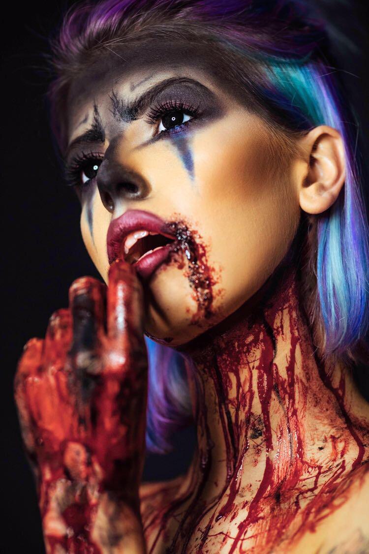 Con tan solo 24 años Bianka Szamosi ha formado parte del equipo de estilistas de la fiesta de los premios MTV y ha estado detrás del maquillaje de Silvia Abril para el JA Bilbao Festival