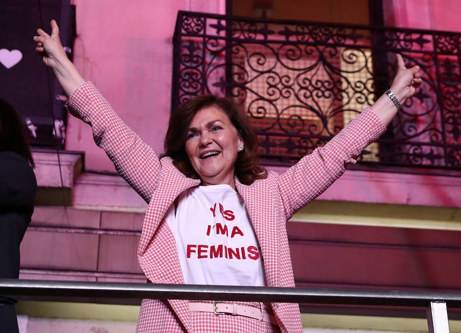 La vicepresidenta en funciones se convirtió en una de las protagonistas de la noche electoral gracias a su camiseta feminista