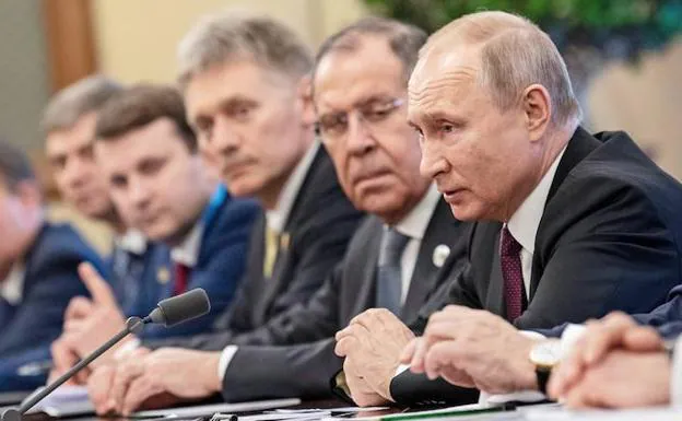 Lavrov y Putin, en una reunión. 