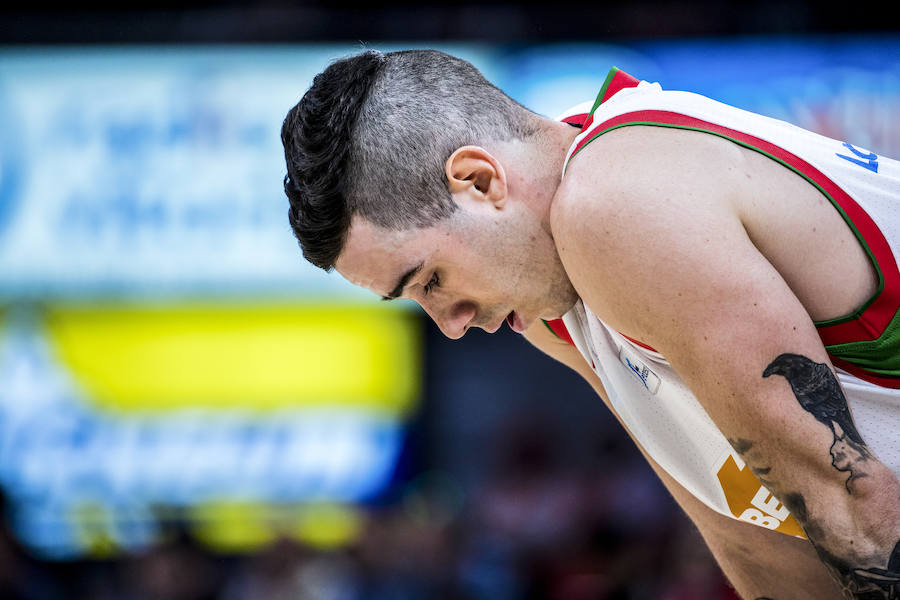 Fotos: Las imágenes del Baskonia - Manresa