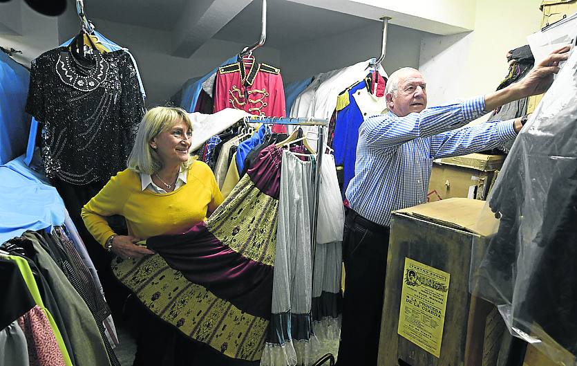 La presidenta y el director técnico, Carmen Sánchez y Toño Rodríguez. 