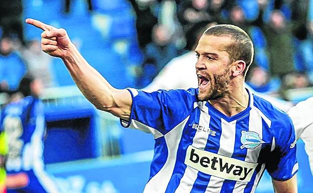 El central albiazul Laguardia es uno de los intocables para Abelardo.