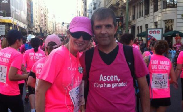 Ascen junto a Raimundo antes de iniciar juntos una carrera. 