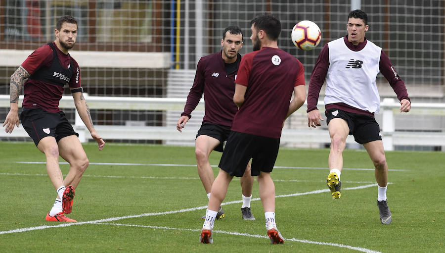 Susaeta ha centrado la atención de la sesión, después de la cual ha leído el comunicado de su despedida