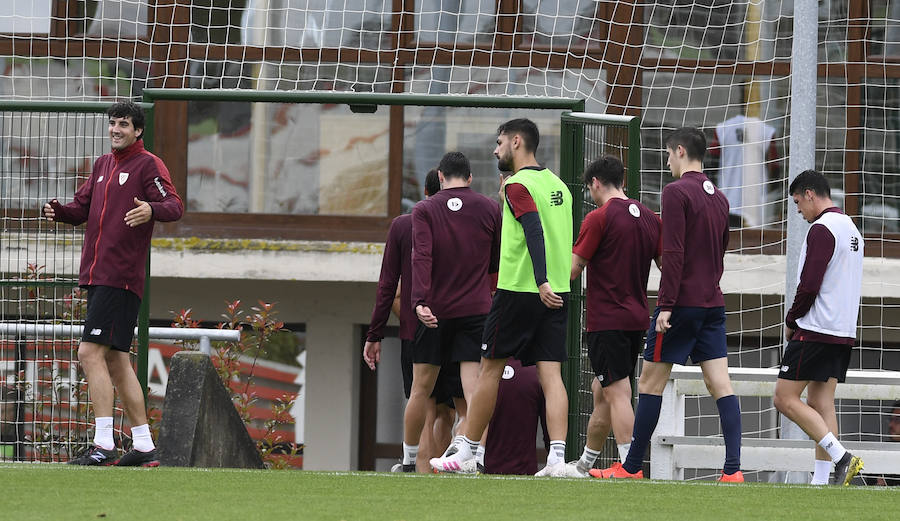 Susaeta ha centrado la atención de la sesión, después de la cual ha leído el comunicado de su despedida