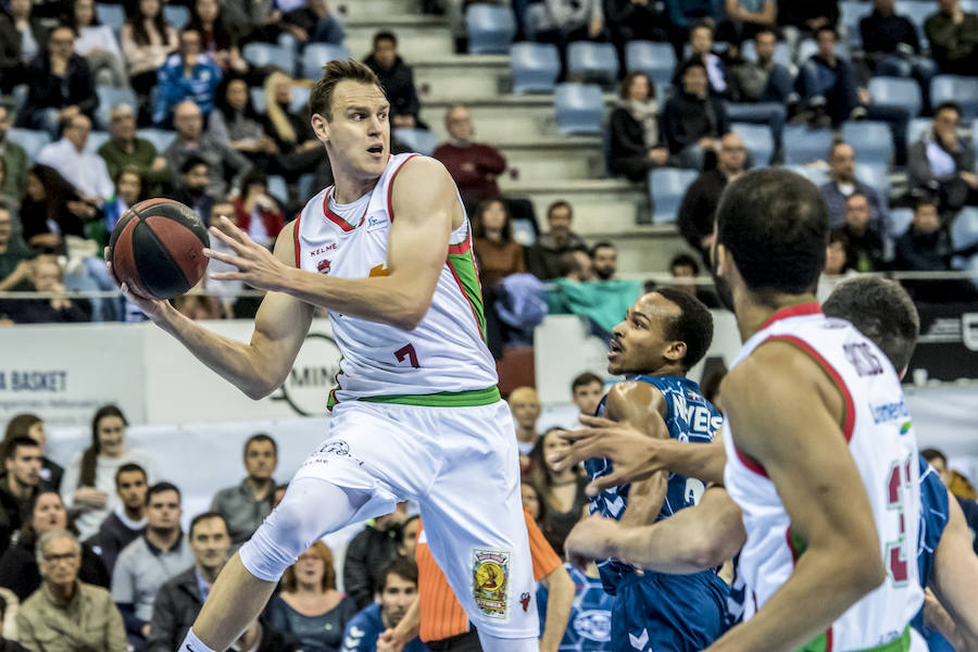 Fotos: Las fotos del Delteco GBC – Kirolbet Baskonia