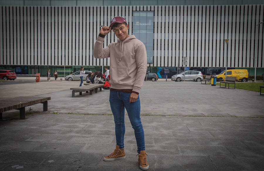 Kelvin Vasquez (Estudiante de Relaciones Laborales y Recursos Humanos - 21 años)