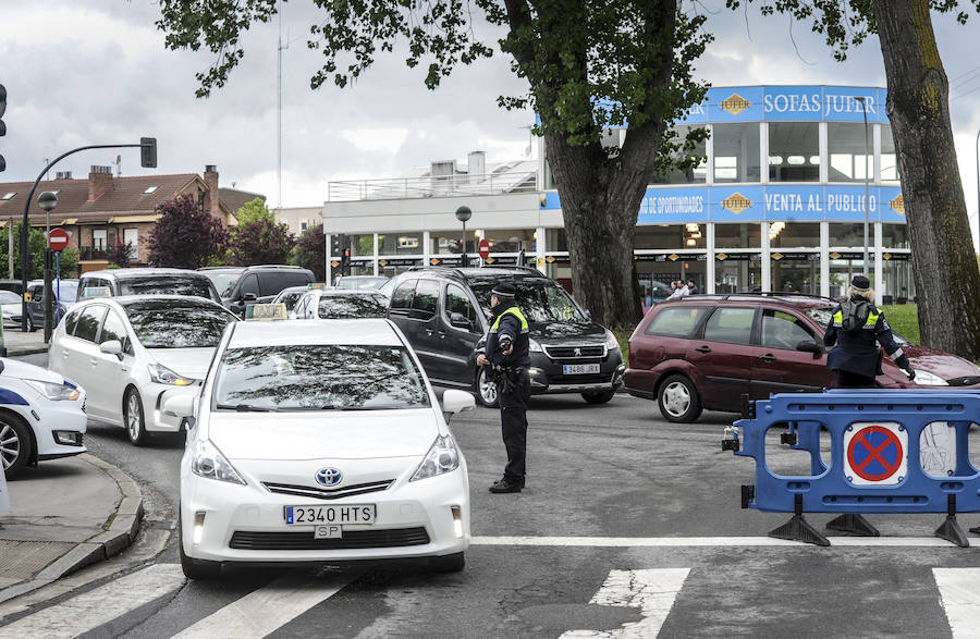 Fotos: Los exteriores del Buesa viven la fiesta del baloncesto europeo